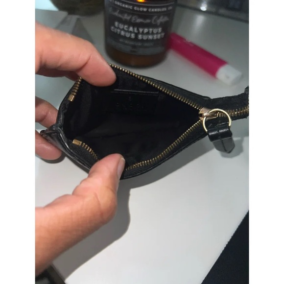 Gucci Key Pouch - Picture 3 of 7